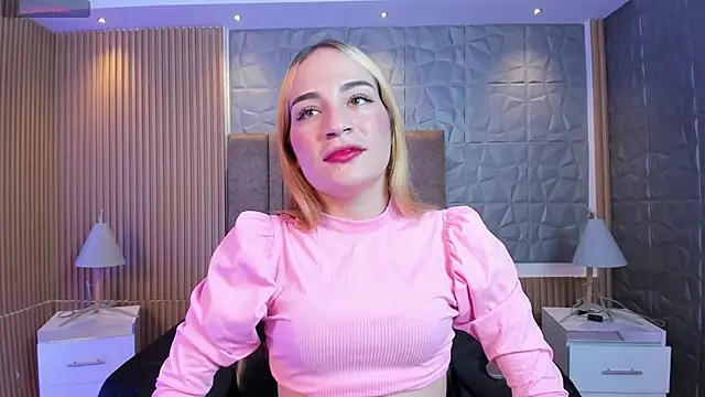 Zoee Millerr online show from April 2026 07:48:01 PM