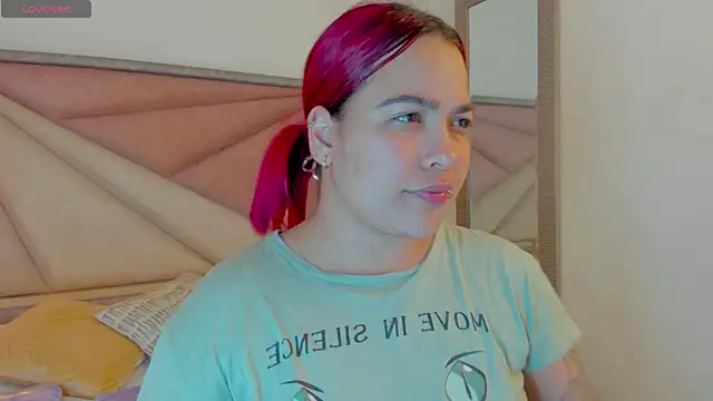 AfroditaVega  online show from May 2026 06:04:01 PM