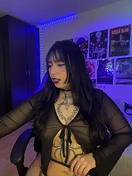 Snapshot of Hinataaa_ chatting on June 2026 04:34:01 AM Hinataaa online show from June 2026 04:34:01 AM