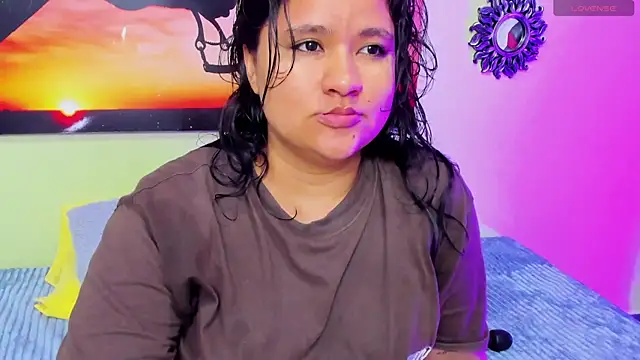 Snapshot of natasha_adam21 chatting on May 2026 02:30:02 AM natasha adam21 online show from May 2026 02:30:02 AM
