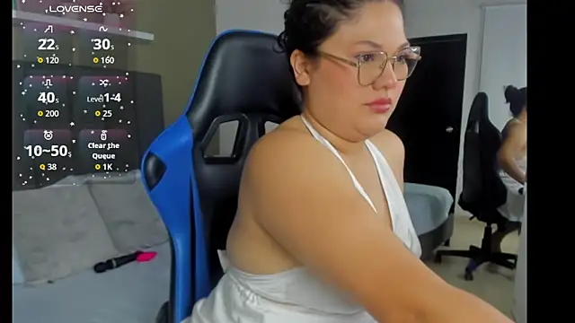 Snapshot of madison_abril chatting on April 2026 01:41:01 PM madison abril online show from April 2026 01:41:01 PM