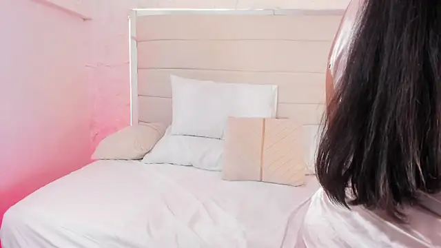 MiaDancen online show from March 2026 08:26:33 AM