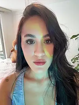 Snapshot of SerenaFox_ chatting on May 2026 07:52:02 PM SerenaFox online show from May 2026 07:52:02 PM