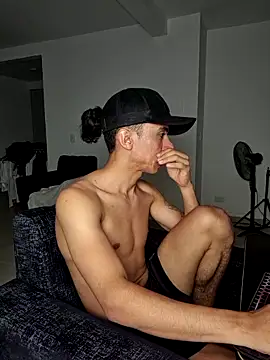 Stiven yb online show from March 2026 01:22:02 AM