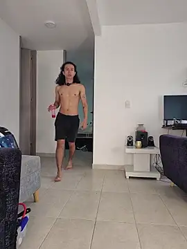 Stiven yb online show from April 2026 09:04:01 PM