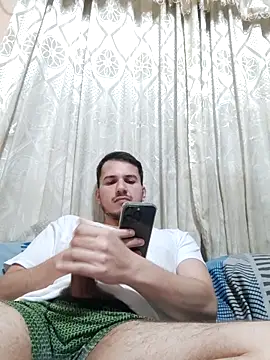 Snapshot of Switzerland32 chatting on April 2026 09:43:01 AM Switzerland32 online show from April 2026 09:43:01 AM