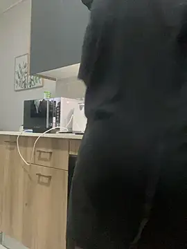 Snapshot of barbi_ chatting on April 2026 06:17:01 PM barbi online show from April 2026 06:17:01 PM