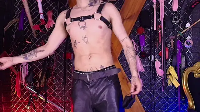 Chuky BDSM  online show from April 2026 07:14:01 PM