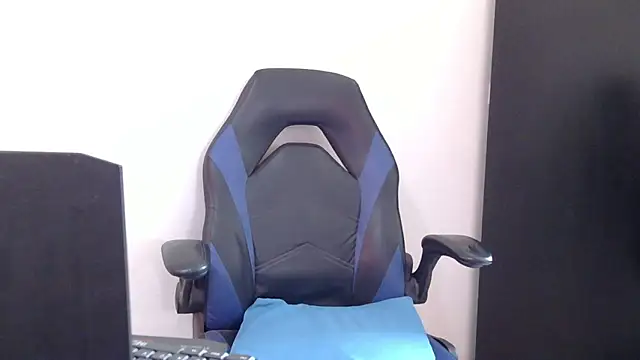 Snapshot of Darkkras chatting on March 2026 02:39:02 PM Darkkras online show from March 2026 02:39:02 PM