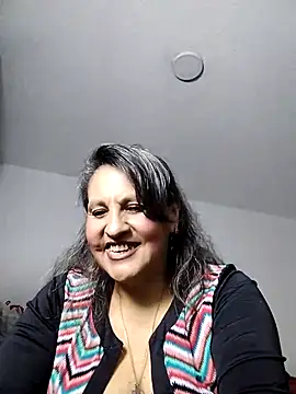 Merlyna Goldenss online show from April 2026 07:45:01 AM