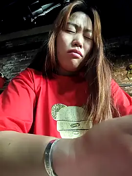 Snapshot of he-se-kin chatting on April 2026 11:35:02 PM he-se-kin online show from April 2026 11:35:02 PM