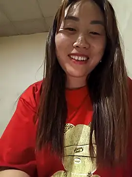 Snapshot of he-se-kin chatting on April 2026 06:47:02 AM he-se-kin online show from April 2026 06:47:02 AM