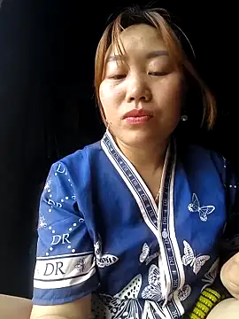 Snapshot of he-se-kin chatting on April 2026 07:25:02 AM he-se-kin online show from April 2026 07:25:02 AM