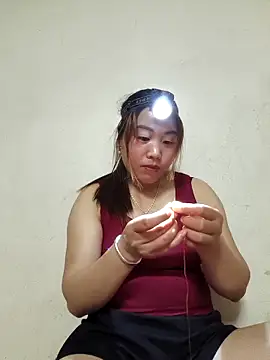 Snapshot of he-se-kin chatting on April 2026 12:43:01 PM he-se-kin online show from April 2026 12:43:01 PM