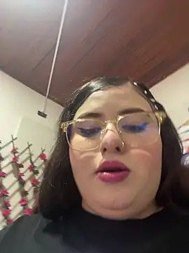 Snapshot of kitty__pinnk chatting on March 2026 07:58:02 PM kitty pinnk online show from March 2026 07:58:02 PM