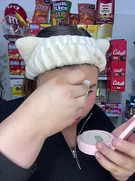 Snapshot of kitty__pinnk chatting on April 2026 07:41:01 PM kitty pinnk online show from April 2026 07:41:01 PM