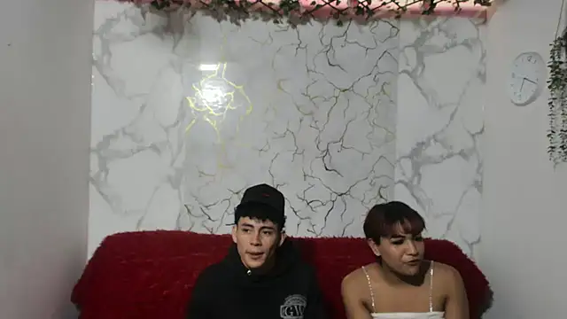 QuadFlameX0 online show from April 2026 07:41:01 PM