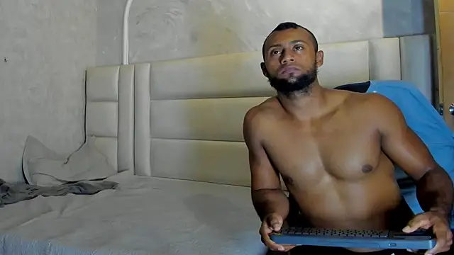 Snapshot of Dark_lennox chatting on April 2026 12:06:01 PM Dark lennox online show from April 2026 12:06:01 PM