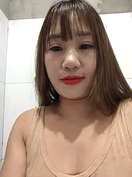 xinhxinh-cute online show from March 2026 06:30:02 AM