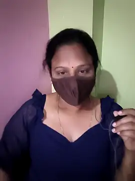 Snapshot of Latha_lovely chatting on April 2026 06:49:01 PM Latha lovely online show from April 2026 06:49:01 PM