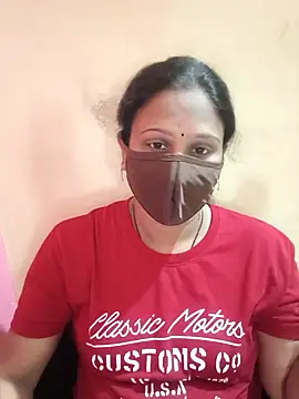 Snapshot of Latha_lovely chatting on April 2026 08:04:02 AM Latha lovely online show from April 2026 08:04:02 AM