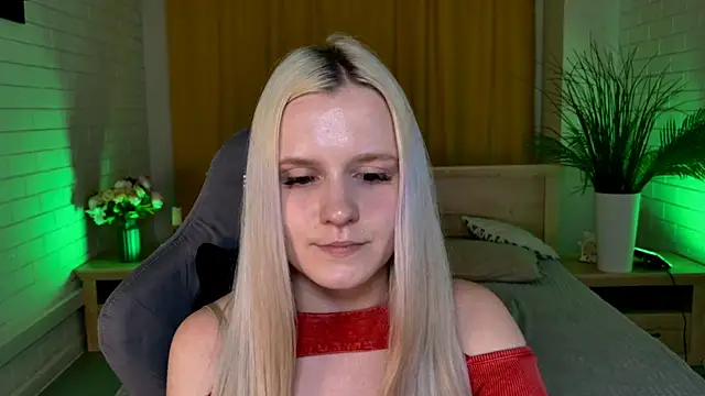 Snapshot of SherriButlers chatting on June 2026 12:22:01 PM SherriButlers online show from June 2026 12:22:01 PM