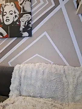 Snapshot of SlimBellaOfficial chatting on March 2026 07:03:02 PM SlimBellaOfficial online show from March 2026 07:03:02 PM