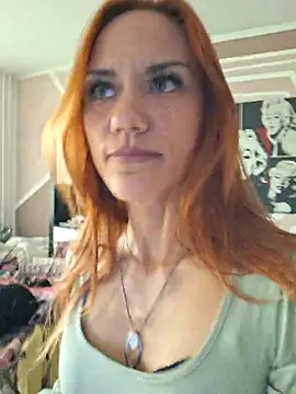 Snapshot of SlimBellaOfficial chatting on April 2026 09:54:02 AM SlimBellaOfficial online show from April 2026 09:54:02 AM