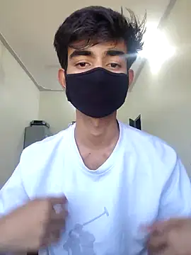 its coco72 online show from April 2026 06:35:02 AM