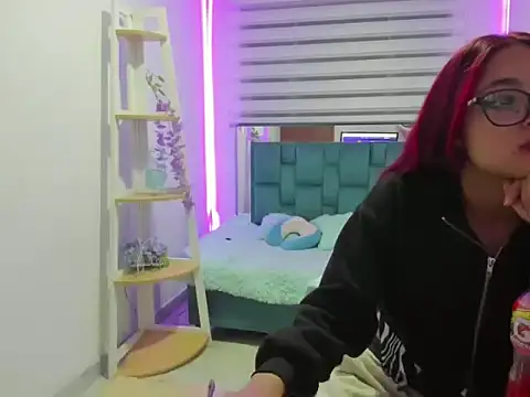 Sara Red X online show from April 2026 03:55:01 AM