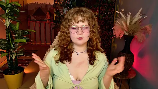 SaraSweetness online show from April 2026 09:18:01 AM