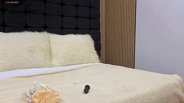 messy-saray online show from March 2026 02:17:01 PM