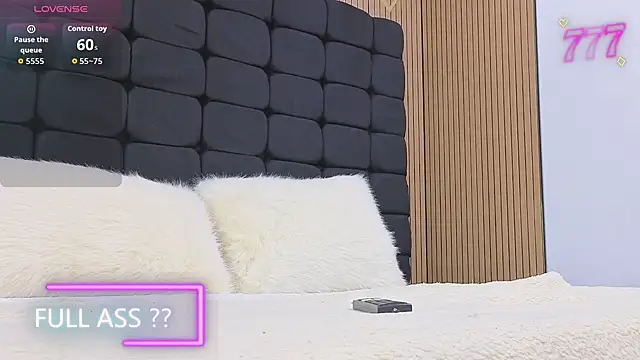 messy-saray online show from April 2026 01:41:01 PM