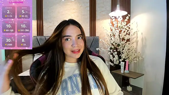 Snapshot of Anissa_m_ chatting on April 2026 07:03:02 PM Anissa m online show from April 2026 07:03:02 PM