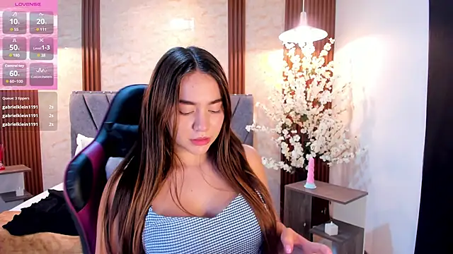 Snapshot of Anissa_m_ chatting on April 2026 06:59:02 PM Anissa m online show from April 2026 06:59:02 PM