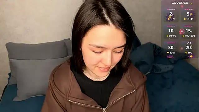 lilysolar online show from April 2026 06:27:02 PM