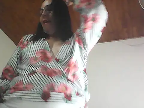 roxanne xxx online show from April 2026 02:22:02 PM