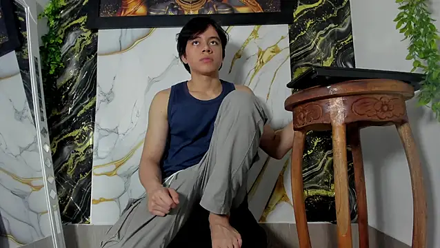 Snapshot of Max_gold chatting on April 2026 04:30:01 PM Max gold online show from April 2026 04:30:01 PM