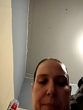 023thickandjuicy07 online show from April 2026 03:04:02 AM