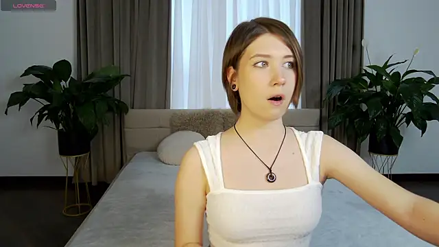 Snapshot of TeraCroft chatting on April 2026 05:56:02 AM TeraCroft online show from April 2026 05:56:02 AM