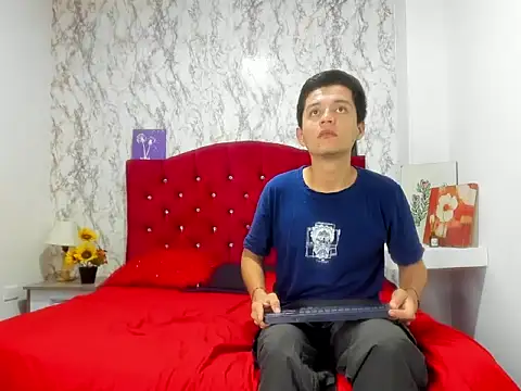 Snapshot of Alejandra_and_James_ chatting on April 2026 12:32:02 PM Alejandra and James online show from April 2026 12:32:02 PM