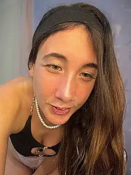 Snapshot of AlissonDavenport chatting on June 2026 10:23:02 PM AlissonDavenport online show from June 2026 10:23:02 PM