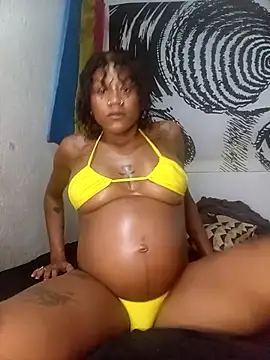 MoraDark online show from April 2026 11:42:01 PM