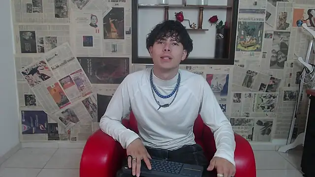 Snapshot of sebastian_rougue chatting on April 2026 08:20:01 PM sebastian rougue online show from April 2026 08:20:01 PM