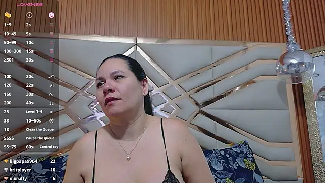 Snapshot of kinkymaturee chatting on June 2026 07:12:01 PM kinkymaturee online show from June 2026 07:12:01 PM