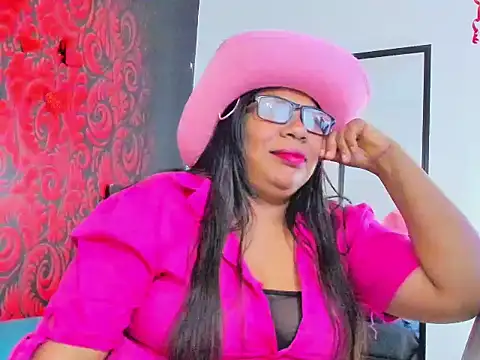 Snapshot of saphira_muse chatting on April 2026 03:55:01 AM saphira muse online show from April 2026 03:55:01 AM