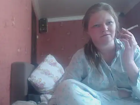 Snapshot of CharleyReid chatting on May 2026 12:15:01 PM CharleyReid online show from May 2026 12:15:01 PM