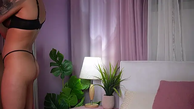 Snapshot of AmeliaBarbie chatting on April 2026 08:40:01 PM AmeliaBarbie online show from April 2026 08:40:01 PM