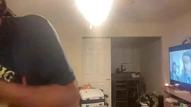 Snapshot of xxRedMamba392xx chatting on April 2026 05:03:02 AM xxRedMamba392xx online show from April 2026 05:03:02 AM