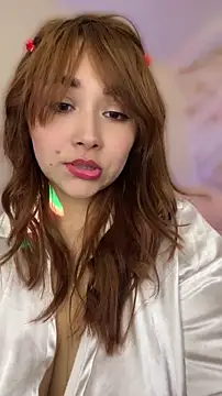 Snapshot of SweetLittleRed chatting on August 2026 04:34:01 AM SweetLittleRed online show from August 2026 04:34:01 AM